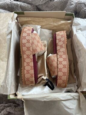 Gucci Beige Canvas GG Logo Platform Sandals with Pink Accents